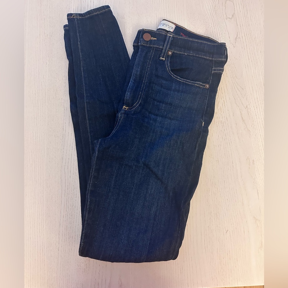 Alice + Olivia Skinny Jeans Size 27